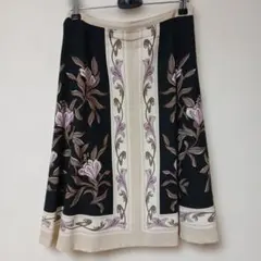 スーナウーナ花柄 ボタニカル ひざ丈スカート ブラック
