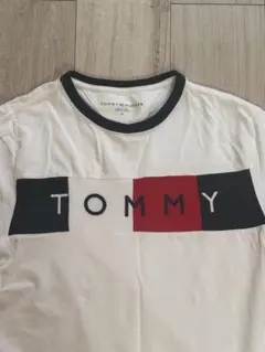 Tommy Hilfigerロゴ Tシャツ ホワイト