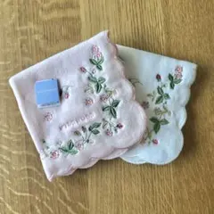 WEDGWOOD 花柄刺繍タオルハンカチ2枚セット ピンク ホワイト