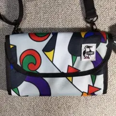 【新品】CHUMSリサイクルマルチウォレット　アートブービー柄　財布　二つ折り