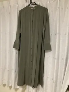 【美品】プラステ　バックプリーツシャツワンピース