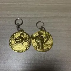 ミッキーマウス メダルキーホルダー 2種セット 2024 2025