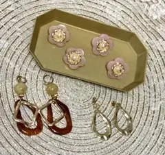 ハンドメイドピアス＊お花モチーフ*2Wayチャーム付き