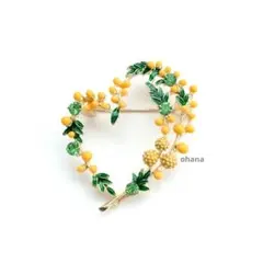 新品【F21】ミモザハート型リースブローチ　花　植物　ナチュラル 北欧風