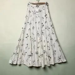 【新品】ZARA リネン混 刺繍 ボタニカル ロング フレアスカート マキシ丈のサムネイル