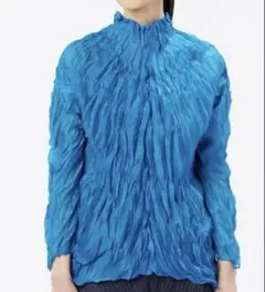 イッセイミヤケ　PLEATS PLEASE ブルートップスのサムネイル