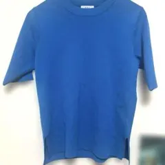a.v.v. 明るめブルーカットソー（着用回数１回）
