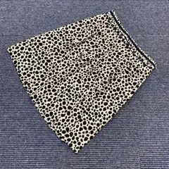 美品【22OCTOBRE】ダルメシアン柄　スカート　36のサムネイル