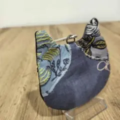 【専用】ロージィカケラ猫チャームポーチ/本革グレイスマートキー