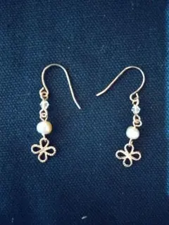 【新品】ピアス　フック型　ピンクゴールド