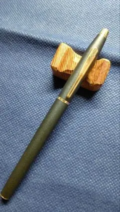 CROSS ローラーボールペン　マットブラック×ゴールド　旧ロゴ