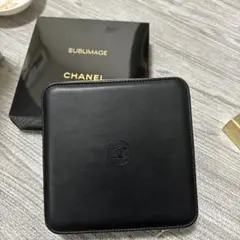 シャネルクリスマス限定ポーチ　サンプル付き