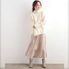ビス ケーブル編み レイヤード風 アシメプルオーバー ホワイト F