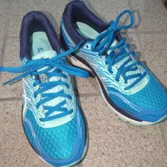 ASICS アシックス スニーカー シューズ 青 水色 派手 スポーツ