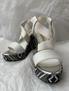 【Diana】サンダル