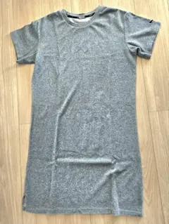 PUMA グレー 　半袖