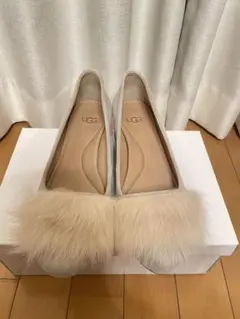 UGG パンプス
