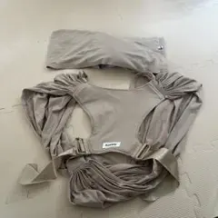 Konny 抱っこ紐 ベージュ　FLEX サイズ調整可能(XS-XL)