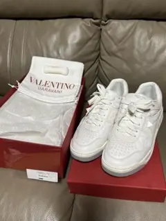 VALENTINO GARAVANI ホワイトスニーカー 43のサムネイル
