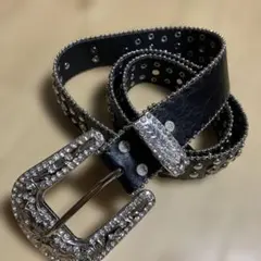 装飾的バックルベルト