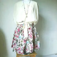 【新品】タグ付き！花柄シフォンふんわり切り替えミニワンピース激安‼