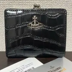 新品 Vivienne Westwood 黒 ブラック 蝶々留め 二つ折折り 新品 Vivienne Westwood 黒 ブラック 蝶々留め 二つ折折り - メルカリ