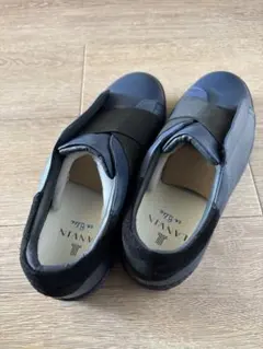 LANVIN en Bleu ネイビー✖️ブラック 25cm 新品未使用
