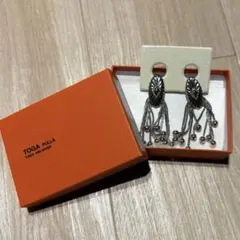 TOGA PULLA イヤリング フリンジ シルバーカラーのサムネイル
