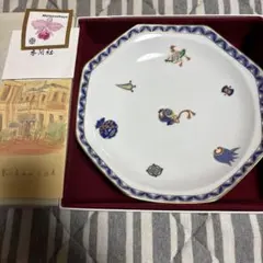【未使用品】香蘭社　宝づくし　八角菓子器　八角皿　盛皿　深皿　色絵　縁起皿　金彩のサムネイル