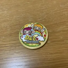 ナルミヤ　刺繍缶バッジ