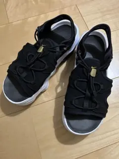 美品　Nike ウィメンズ　エアマックス　koko サンダル