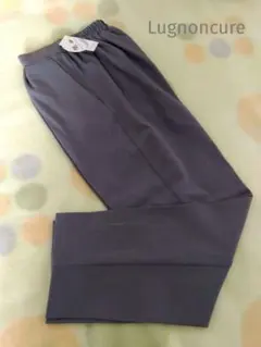 【新品♡未使用】【Lugnoncure】 ストレッチ　テーパードパンツ　Mサイズ