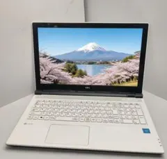 美品✨Windows11⭐️サクサクSSDで快適✓白薄型ノートパソコン
