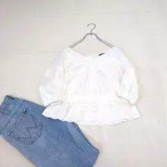 【alicia PAGE BOY】Vネック七分袖ブラウス☆F　白　花刺繍　可愛い