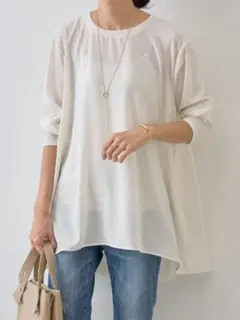 BEARDSLEY ビアズリー 裾レースカットソー フラワー ベージュ - メルカリ