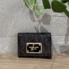 【美品・送料込】マイケルコース名刺入れのサムネイル
