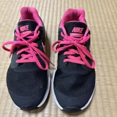 NIKE ブラック/ピンク スニーカー