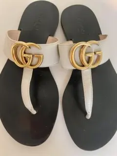 美品♡ GUCCI GGマーモント トングサンダル ホワイト35のサムネイル