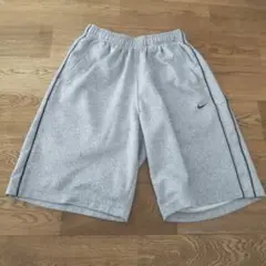 ナイキNike Dri-FIT グレー ショートパンツ Lサイズ