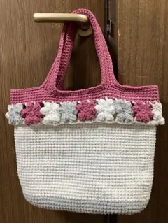 花モチーフ　トートバッグ　赤　ハンドメイド