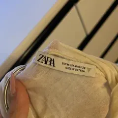 ZARA ハイネック 長袖カットソー ホワイト