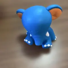 ４月のみ出品　肩ズン　たべっ子どうぶつ　ぞう　 カプセルトイ　ガチャガチャ