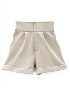 ベージュ タック入りレザーショートパンツ　GRL グレイル