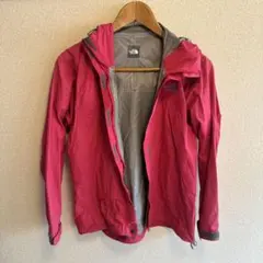 THE NORTH FACE フード付きマウンテンパーカー ピンク