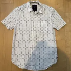 GUESS 柄シャツ　汚れありのサムネイル