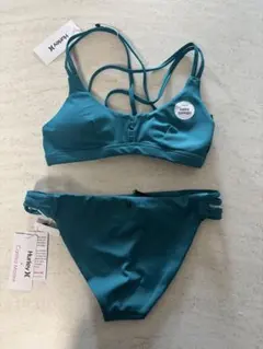 新品タグ付 Hurley ビキニセット 上S下M グリーン 翌日配送のサムネイル