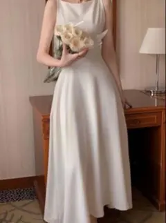 ウェディングドレス　ホワイトドレス　キャミワンピース　ブライダル　結婚式　二次会