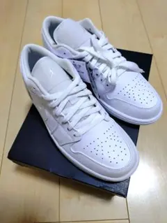 2025年最新】ナイキ エアジョーダン1 ロー トリプルホワイトの