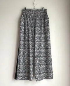 美品24SS SHINYAKOZUKA フレア ワイド パンツ 美品24SS SHINYAKOZUKA フレア ワイド パンツ 802P△ - メルカリ