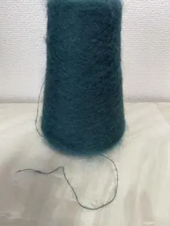 モヘア• 濃い緑•176g